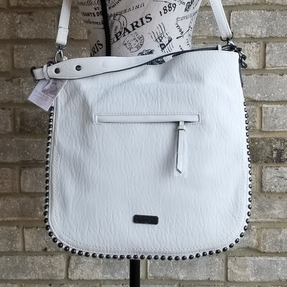 Jessica Simpson Handbags - NWT Beatiful Jessica Simpson Gadernia Camile